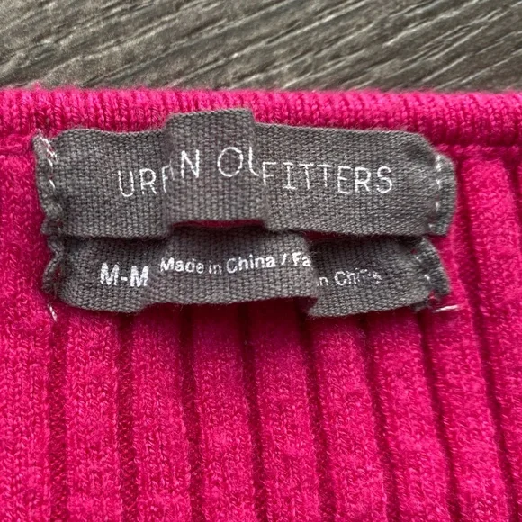 Urban Outfitters hot pink ribbed knit low cut square neck cropped sweater size M - Picture 6 of 9